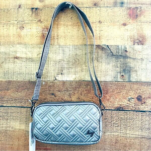 NWT Lug Metallic Coupe XL Convertible Crossbody